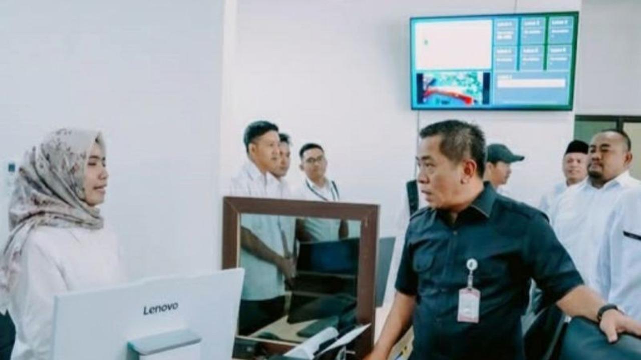 Bupati Aep Syaepuloh Resmikan Mal Pelayanan Publik Cikampek, Perkuat Layanan Mal Pelayanan Publik Karawang