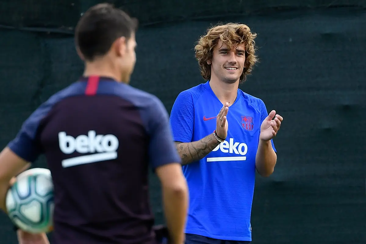 Latihan Perdana di Barcelona, Antoine Griezmann Penuh Tawa