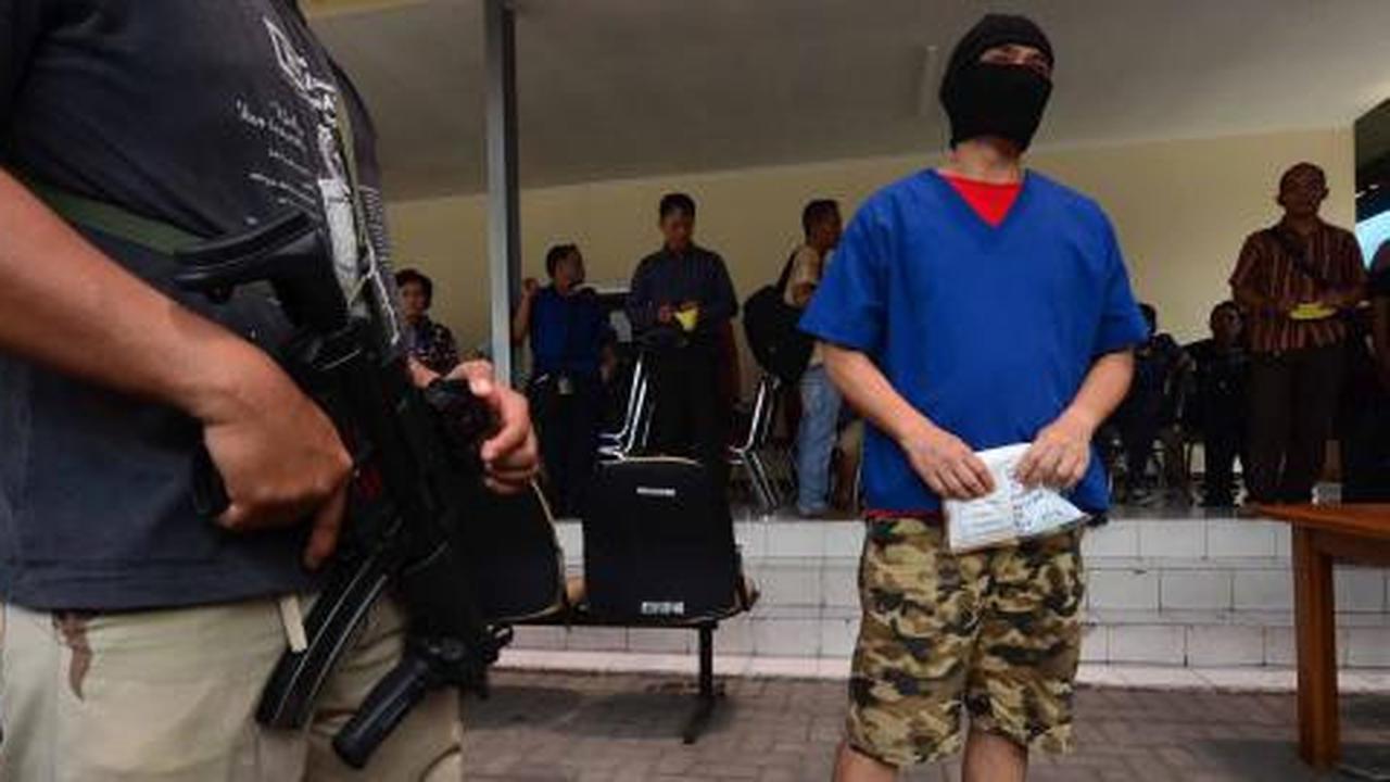 Pengiriman 7 kg sabu ke Surabaya dan Semarang digagalkan