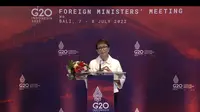 Menlu Retno Marsudi ketika menyampaikan closing statement dari pertemuan tingkat Menteri Luar Negeri G20 di Bali, Indonesia, Jumat (8/7/2022). (Foto:Youtube/ MOFA Indonesia)