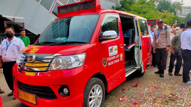 Mengubah Nasib Jadi Sopir Feeder LRT Palembang, Kerjaan Aman dan Nyaman