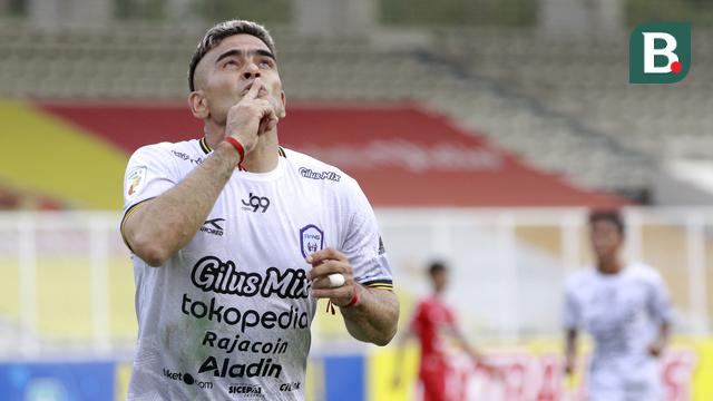 Foto: Cristian Gonzales Borong 2 Gol, Rans Cilegon FC Taklukkan Badak Lampung