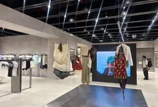 Toko ZARA Terbaru di Plaza Indonesia. [Anisha/Fimela]