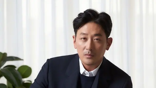 Ha Jung Woo (Walkhouse Company via Soompi)