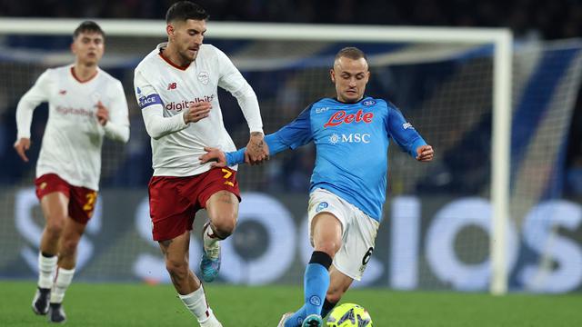 Kalahkan AS Roma, Napoli Kian Kokoh Puncaki Klasemen Liga Italia