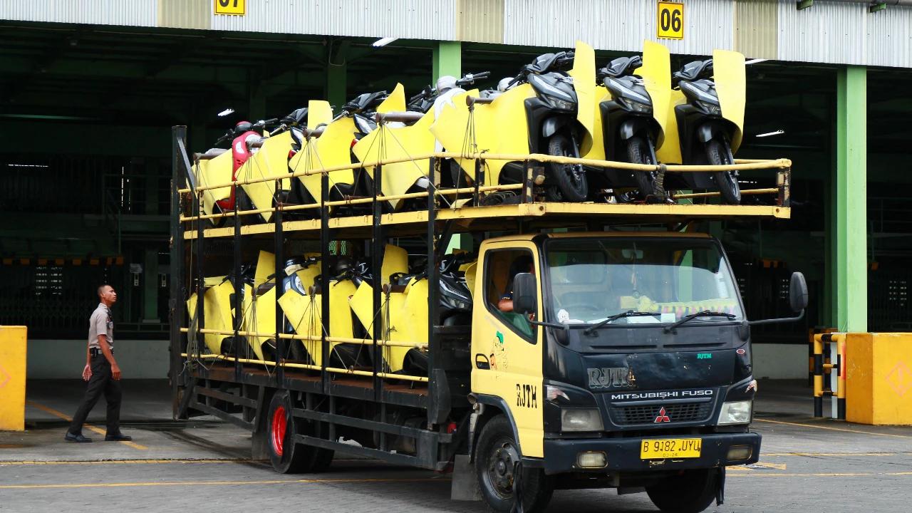 Perusahaan Konsumer Otomotif MPMX Catat Pendapatan Rp16 Triliun dan Raup Laba Rp462 Miliar Sepanjang 2025