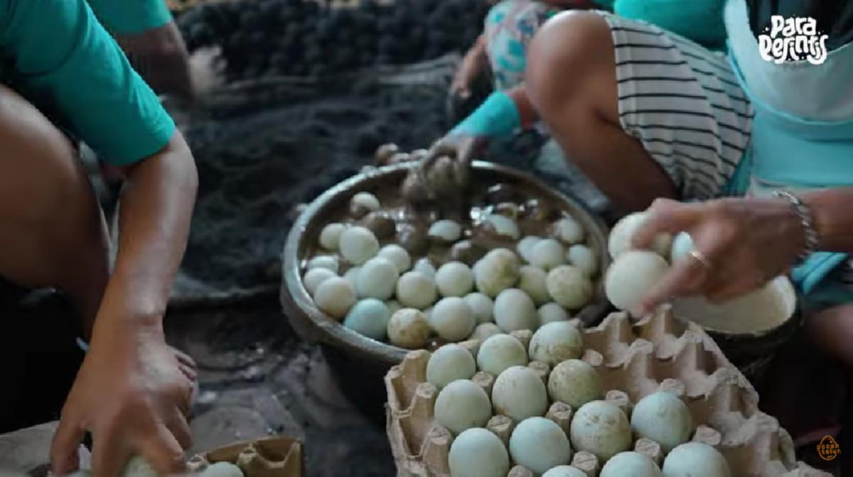 Bisnis telur asin di Blitar