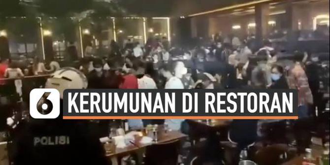 VIDEO: Ramai Banget! Polisi Bubarkan Kerumunan di Restoran Kemang