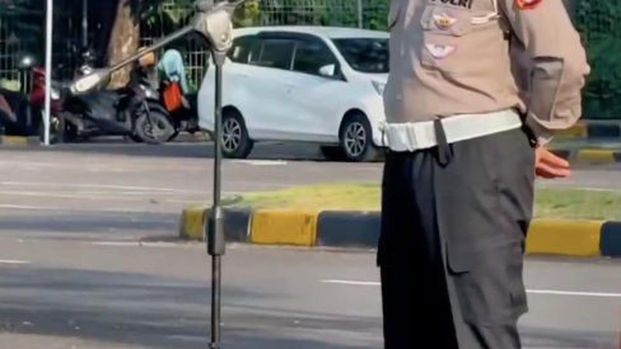 Perwira Polisi Pantau Pengamanan WWF di Bali<br>