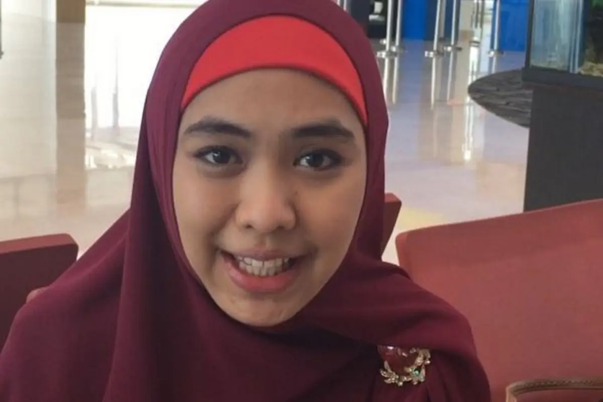 [Bintang] Oki Setiana Dewi