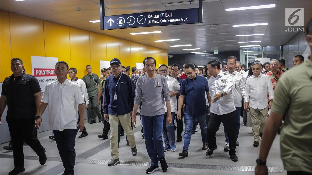 Resmikan MRT, Begini Gaya Santai Jokowi