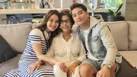 Momen Pertemuan Ayu Ting Ting dengan Oma Boy William. (Sumber: Instagram/boywilliam17)