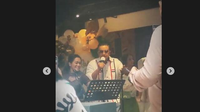 Suasana pesta ultah Rahayu Effendi ke-80, ibunda Dede Yusuf dan nenek Kaneishia Yusuf (Foto: Instagram kaneishiayusuf05)