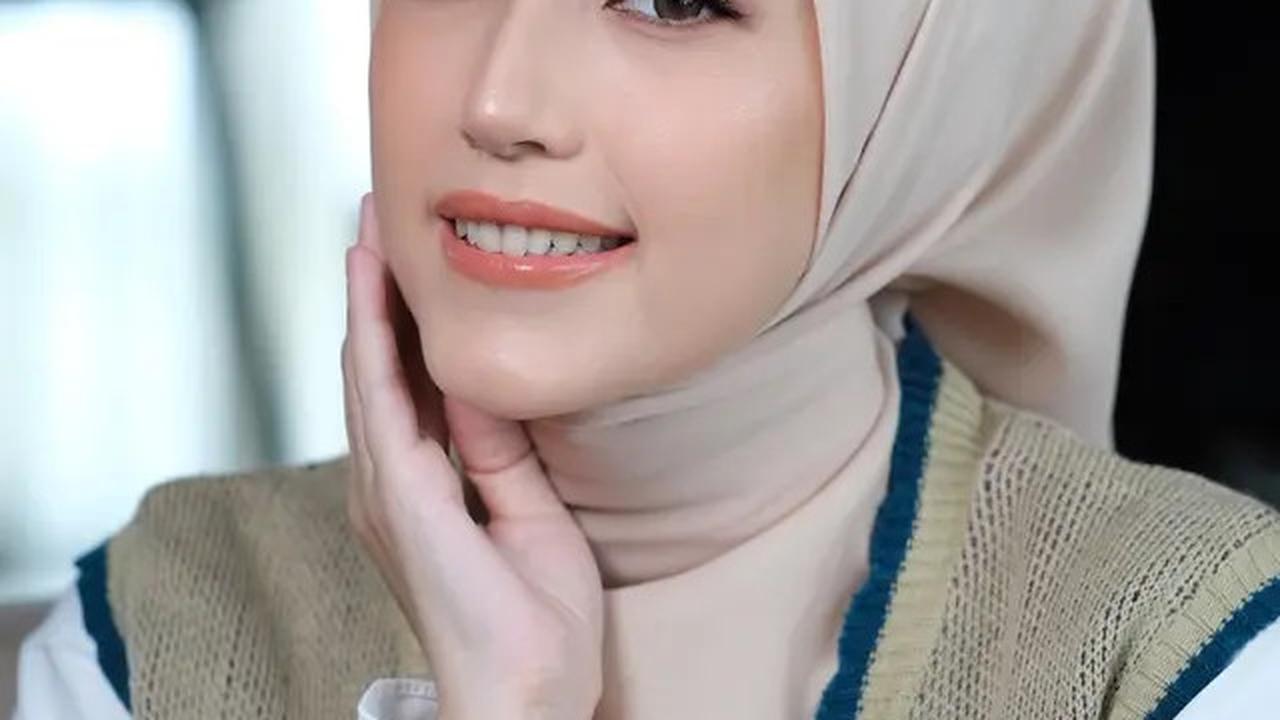 Potret 6 Artis Blasteran yang Putuskan Berhijab, Pesonanya Makin Terpancar