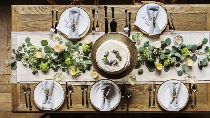 Royal table setting/Copyright: pixabay.com/rawpixel