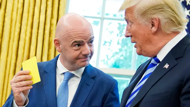 Presiden AS, Donald Trump dan Presiden FIFA, Gianni Infantino