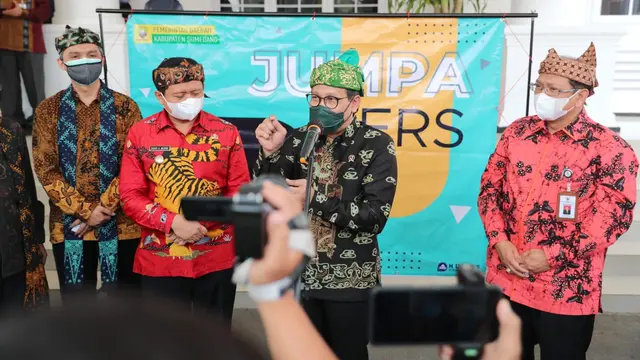 Gus Menteri Luncurkan Integrasi Data Desa dengan e-SAKIP di Sumedang