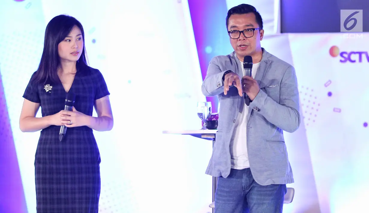Direktur Indonesia Entertaiment Production Indra Yudhistira saat menjadi pembicara dalam acara EGTC 2018 di Dome kampus UMM, Rabu (26/9). Indra Yudhistira berbagi cerita bagaiman produksi televisi di SCTV - Indosiar. (Liputan6.com/Johan Tallo)