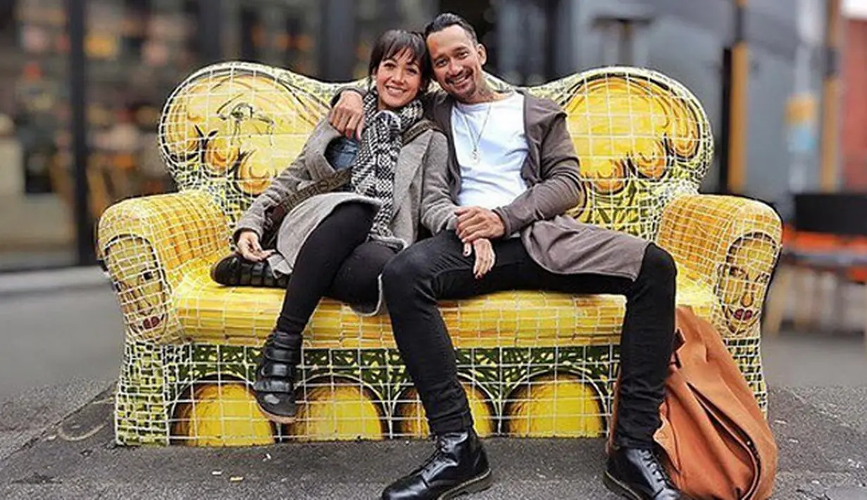 "Ketidaktahuan info bahwa ini salah. Tidak ada maksud sengata," pungkas Nanda Persada terkait dengan penangkapan dua selebriti tora Sudiro dan Mieke Amalia. (Instagram/mieke_amalia)