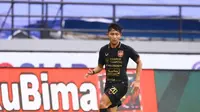 Risky Fajar kesulitan mendapatkan menit bermain selama membela PSIS Semarang. (Dok. PSIS Semarang)