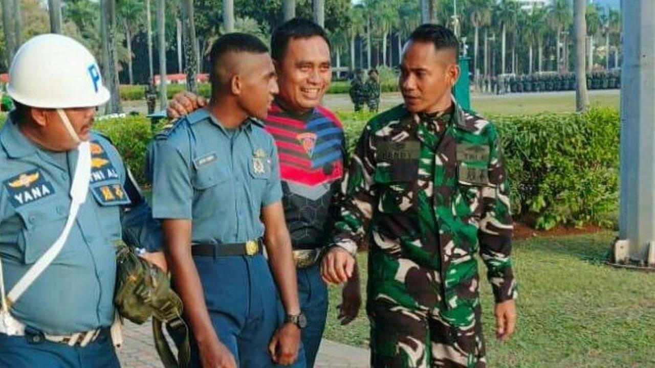 VIDEO: Perwira AL Gadungan Berbahasa Inggris di Monas, Ikut Gladi Upacara HUT ke-79 TNI