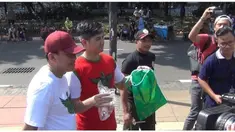 Tommy dan beberapa artis lain mengkampanyekan belanja dengan tanpa menggunakan kantong plastik.