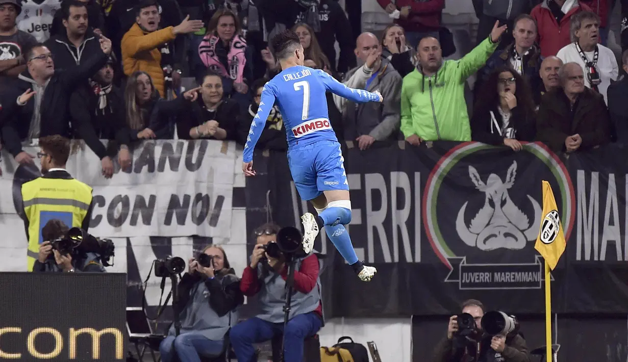 Ekspresi pemain Napoli, ose Callejon saat merayakan gol ke gawang Juventus pada lanjutan Serie A di Juventus Stadium, Turin, Italy, (29/10/2016). (REUTERS/Giorgio Perottino)