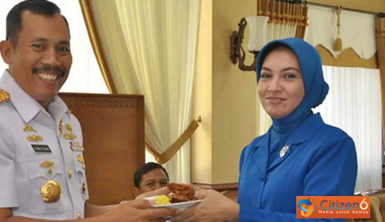 Citizen6, Surabaya: Tasyakuran peringatan HUT Jalsenstri yang diperingati setiap 27 Agustus ini digelar secara sederhana di Joglo Gedung Moeljadi, Kesatrian Bumimoro, Surabaya. (Pengirim: Penkobangdikal)
