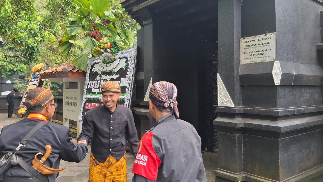 Jenazah Pakubuwono XIII Bakal Ditandu Naik 409 Anak Tangga di Imogiri
