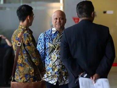 Putra Presiden ke-3 RI, BJ Habibie, Ilham Akbar Habibie (tengah) sesaat setelah tiba di gedung Merah Putih Komisi Pemberantasan Korupsi (KPK), Jakarta, Rabu (3/9/2025). (Liputan6.com/Helmi Fithriansyah)