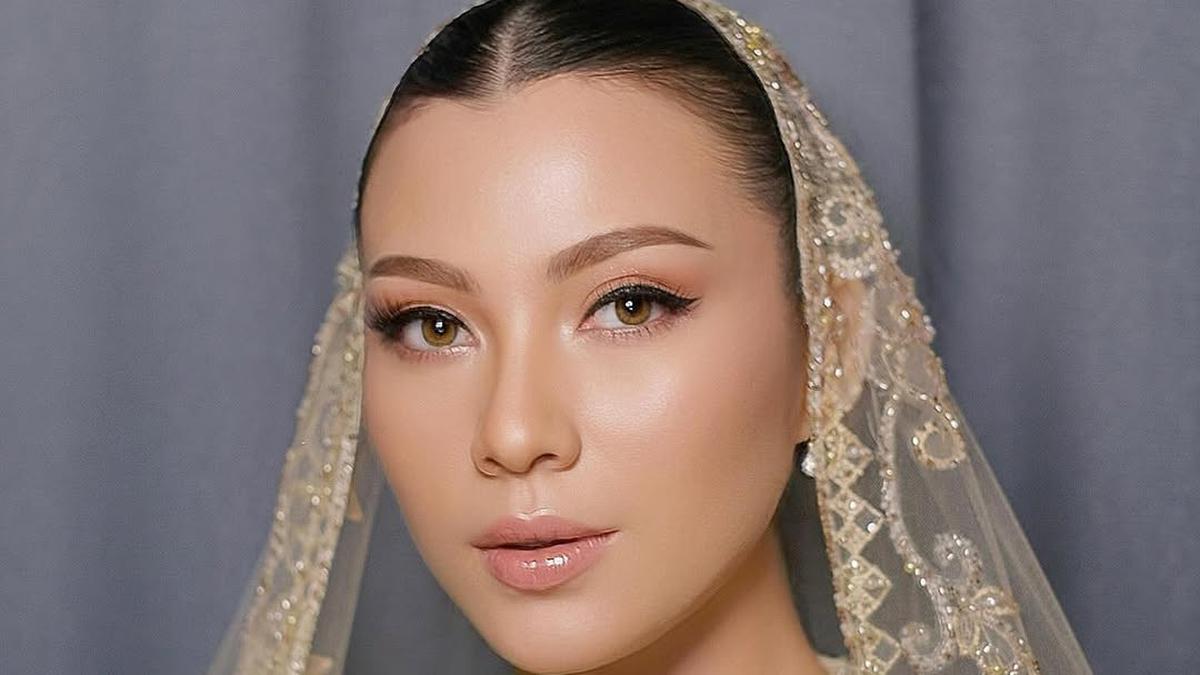 Pesona Calon Istri Harris Vriza, Haviza Devi Anjani dengan Makeup Soft di Momen Pengajian Jelang Menikah