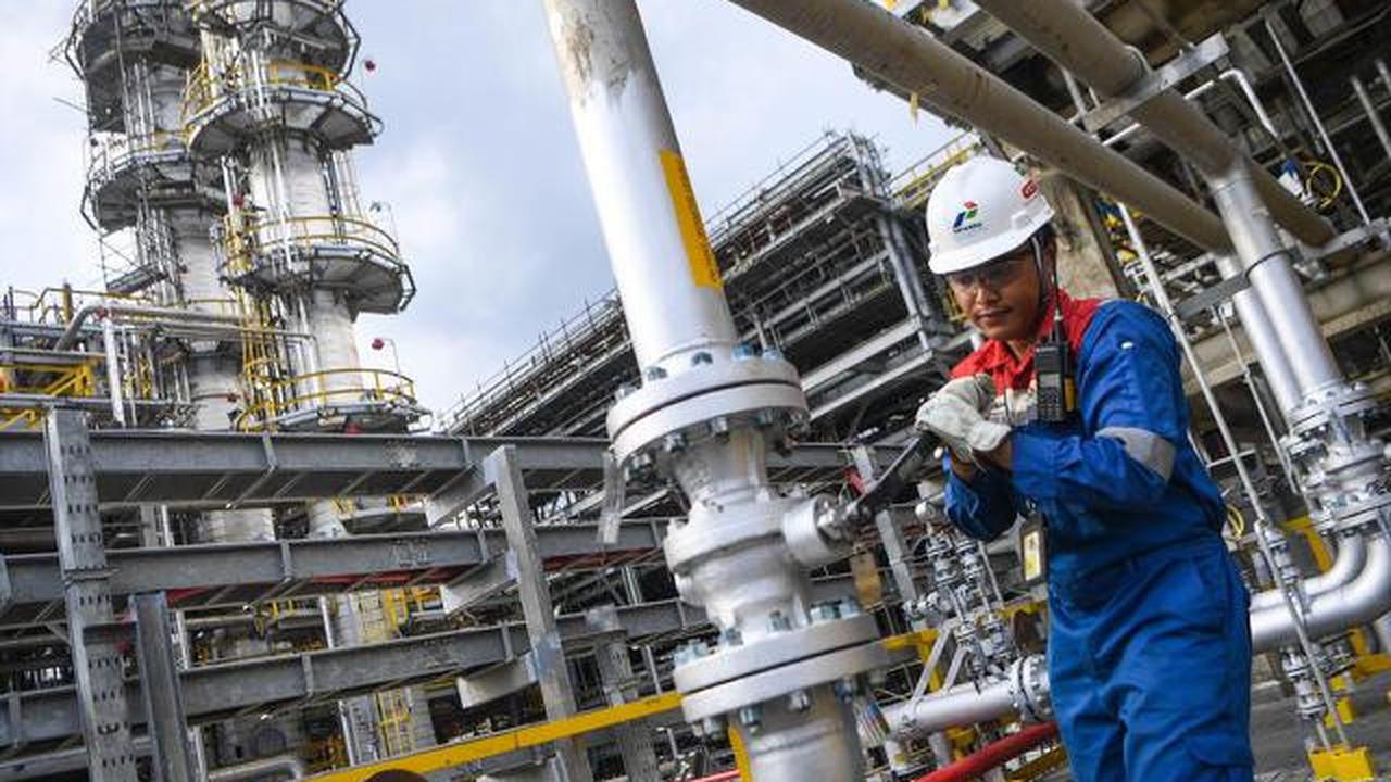 Tak Cuma Setop Impor, Indonesia akan Surplus Solar Tahun Ini