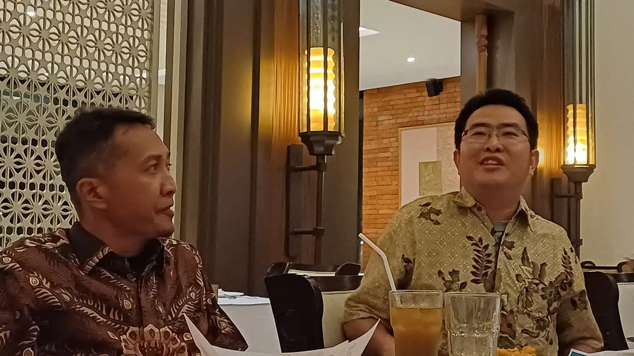 Deputy Director of External Affairs Huayou Indonesia Stevanus dalam acara Huayou Indonesia Media Gathering di Jakarta. (Maulandy/Liputan6.com)