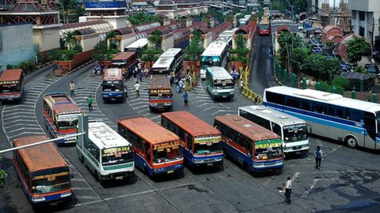 Perang ojek aplikasi, apakah kabar semangat angkutan massal di DKI?