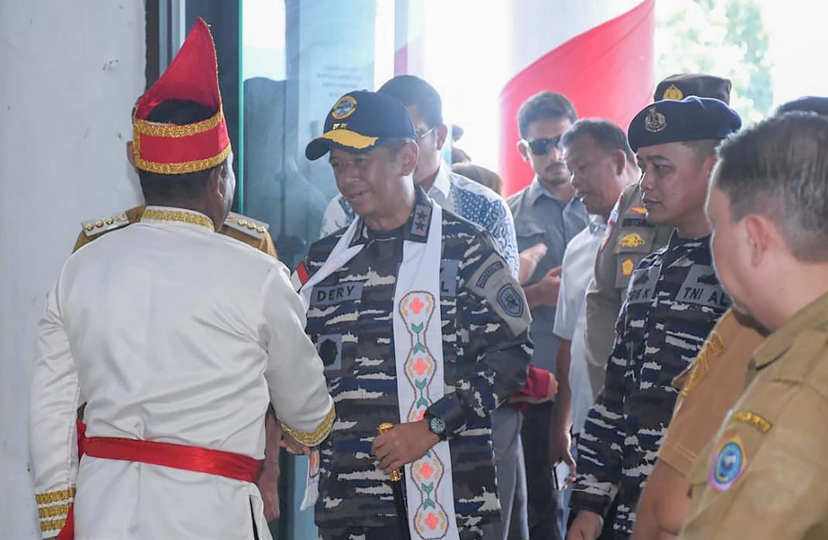 FOTO: TNI AL Perkuat Komunikasi dan Kepedulian Sosial di Kepulauan Talaud