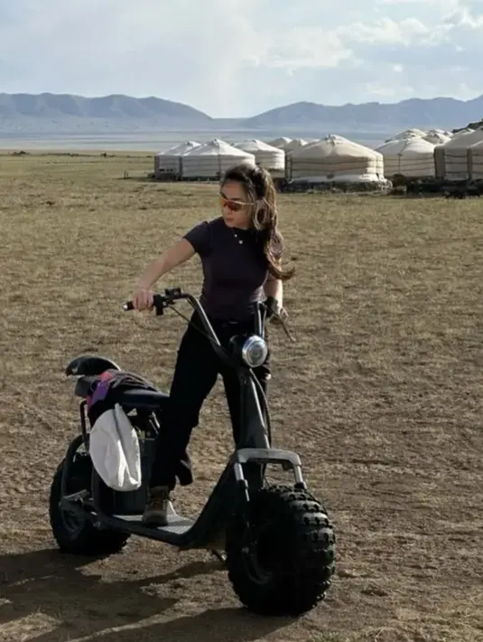 <p>Nikita Willy selalu menghadirkan penapilan menarik saat tengah berlibur. [Foto: Nikita Willy/ Instagram]</p>