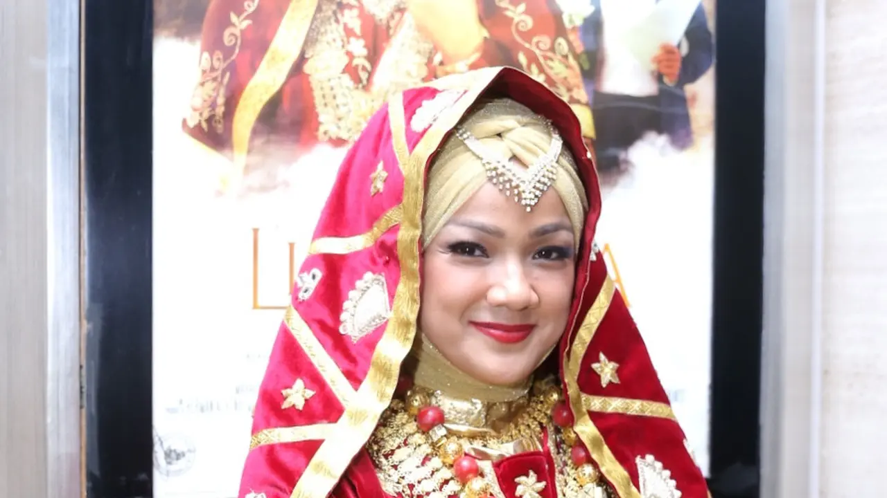 [Fimela] Nirina Zubir