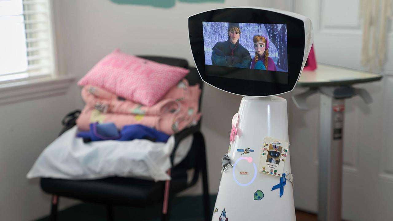 FOTO: Robin, Robot 'Gadis Kecil' yang Temani Pasien Anak di Rumah Sakit