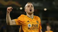 2. Diogo Jota - Penyerang sayap berusia 21 tahun ini sudah jadi incaran sejumlah klub raksasa pada musim 2016/17. Tercatat, Diogo Jota telah menyuumbangkan enam gol dan satu assist dari 25 laganya bersama Wolves. (AFP/Paul Harding)