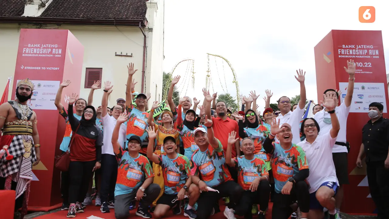 Friendship Run Powered by Bank Jateng di Makassar (Liputan6.com/Fauzan)
