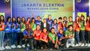 Tim voli PBV Elektrik PLN bepose saat umumkan ikut serta dalam Pertamina Proliga 2016 sekaligus perkenalkan seragam anyar mereka jelang kompetisi, Jakarta, Rabu (3/2). Jakarta Elekrik PLN telah mempersiapkan 15 pemain. (Liputan6.com/Yoppy Renato)