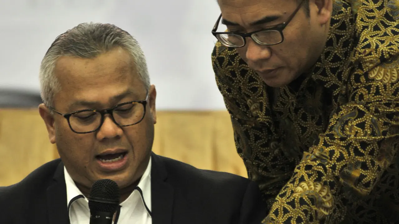 KPU Serahkan SK Penetapan Capres - Cawapres ke Polri