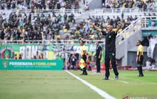 Kekecewaan Pelatih Persebaya Usai Imbang Lawan Arema FC: Dominasi Tak Berbuah Kemenangan