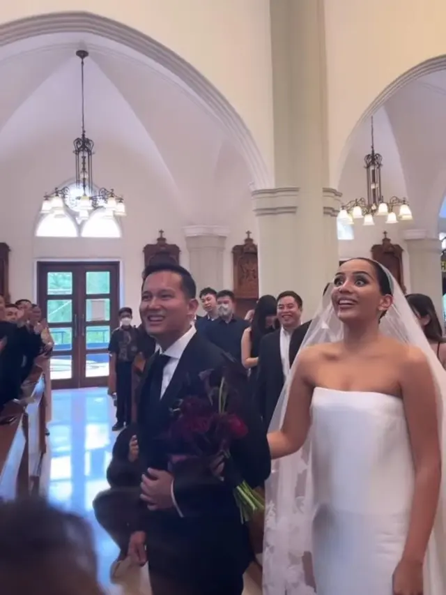 Kabar bahagia, Angel Pieters resmi menikah