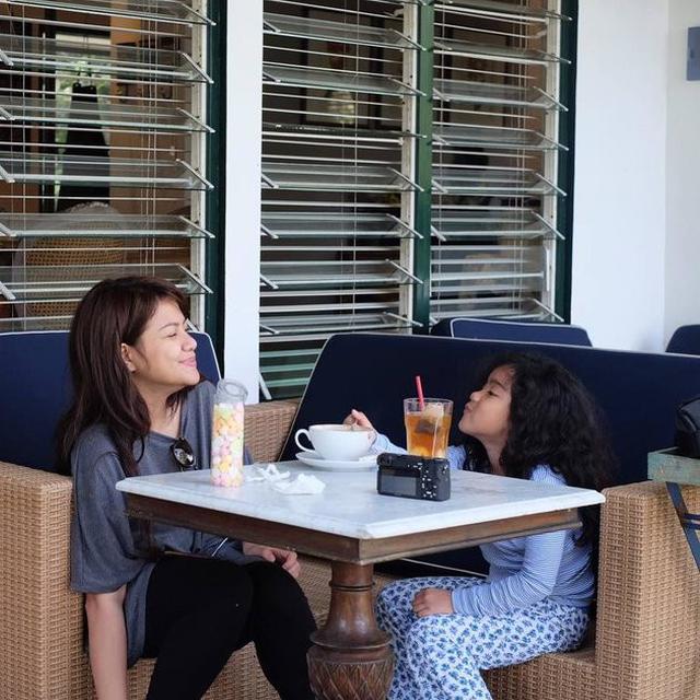 7 Momen Kebersamaan Wina Natalia dengan Leticia, Anak Sheila Marcia dan Anji