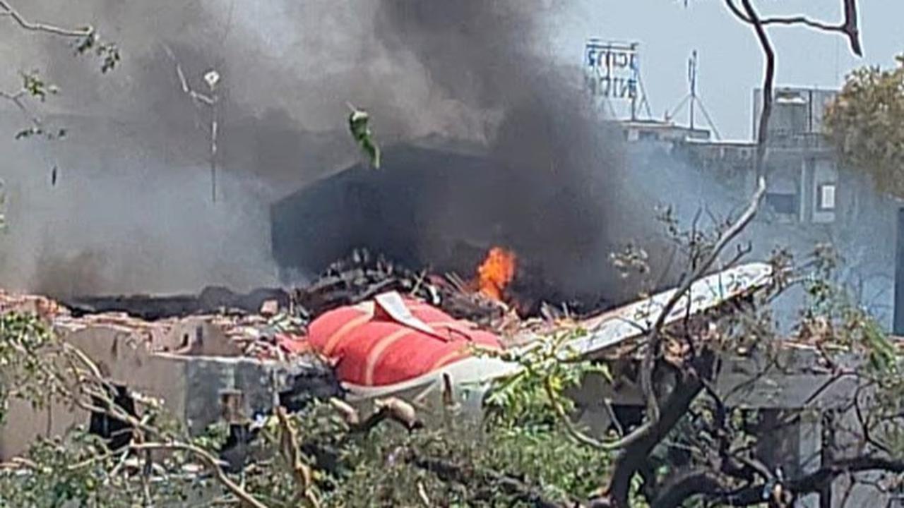 pesawat air india jatuh