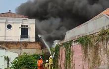 Kebakaran Permukiman Duren Sawit, 40 Bangunan Hangus Terbakar