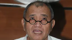 Ketua KPK Agus Rahardjo memberi keterangan terkait korupsi pembangunan RTH di Kota Bandung, Jakarta, Jumat (20/4). Kadis DPKAD Hery Nurhayat dan mantan anggota DPRD Bandung Tomtom Dabbul Qomar serta Kadar Slamet jadi tersangka. (Merdeka.com/Dwi Narwoko)