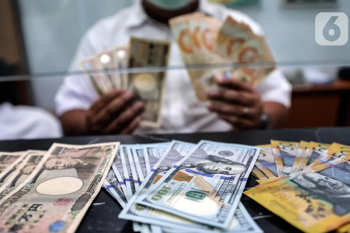 Nilai Tukar Rupiah Terhadap Dolar AS Terus Melemah