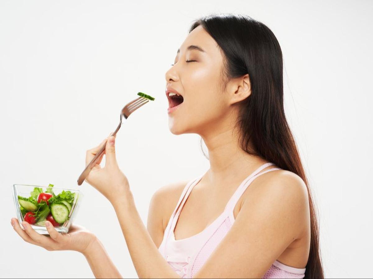 9. Perhatikan Nutrisi untuk Memanjangkan Rambut